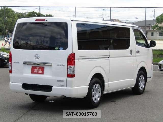 Toyota HIACE VAN 2020-02 7252619-26
