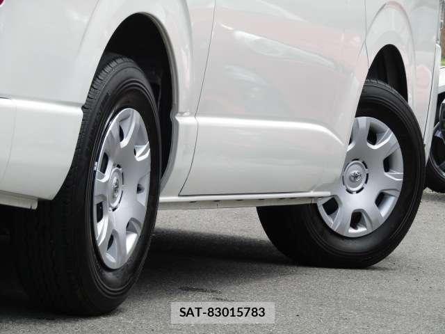 Toyota HIACE VAN 2020-02 7252619-27