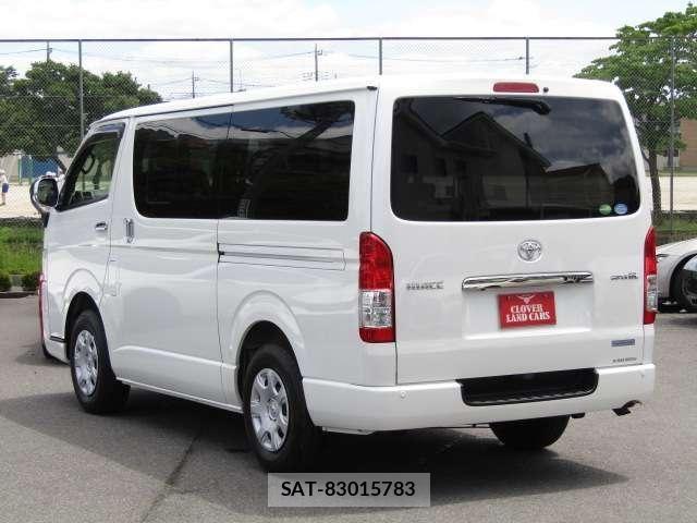 Toyota HIACE VAN 2020-02 7252619-29