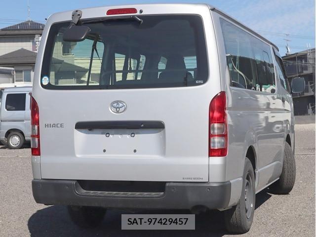 Toyota HIACE VAN 2021-04 7252615-2