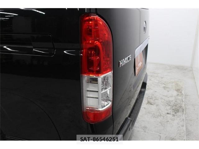 Toyota HIACE VAN 2021-11 7252621-17