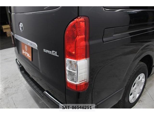 Toyota HIACE VAN 2021-11 7252621-18