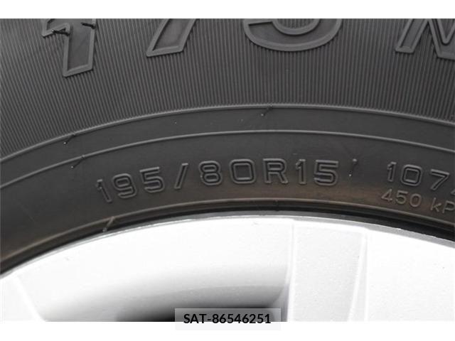 Toyota HIACE VAN 2021-11 7252621-21