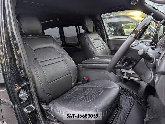 Toyota HIACE VAN 2022-04 7252613-10