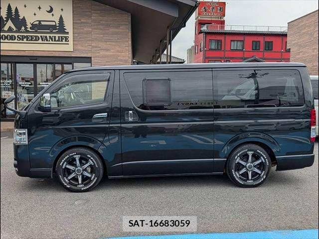 Toyota HIACE VAN 2022-04 7252613-13