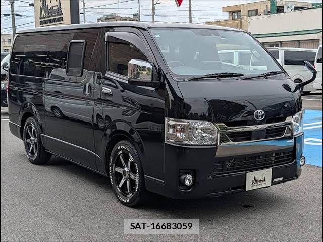 Toyota HIACE VAN 2022-04 7252613-15