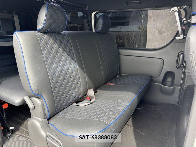 Toyota HIACE VAN 2024-05 7252618-17