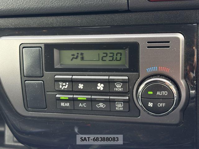 Toyota HIACE VAN 2024-05 7252618-23