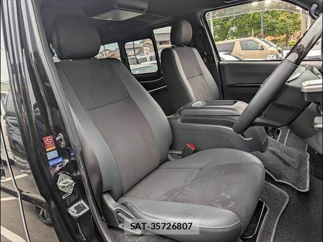 Toyota HIACE VAN 2024-02 7252610-10