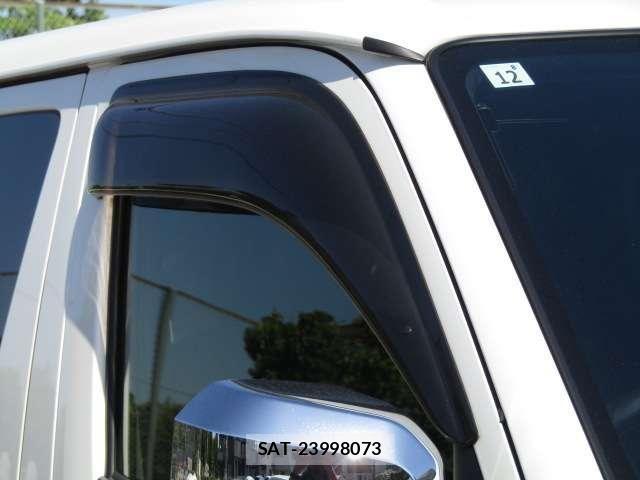 Toyota HIACE VAN 2022-12 7252617-14