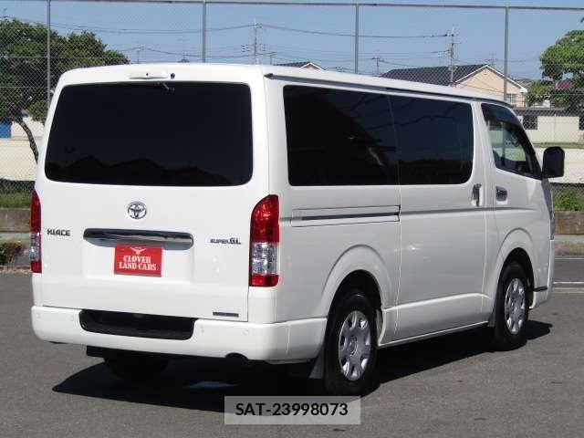 Toyota HIACE VAN 2022-12 7252617-17