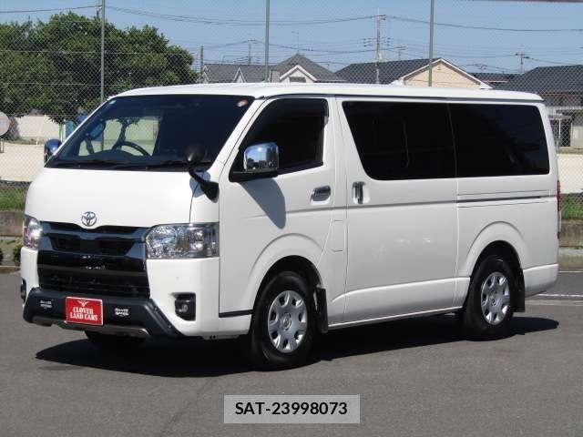 Toyota HIACE VAN 2022-12 7252617-20