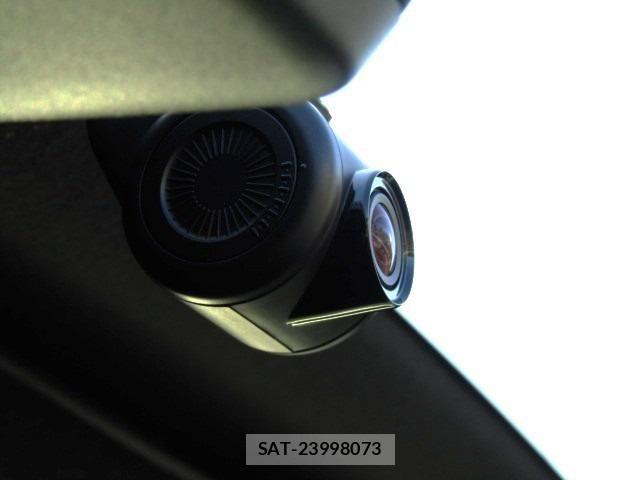 Toyota HIACE VAN 2022-12 7252617-8