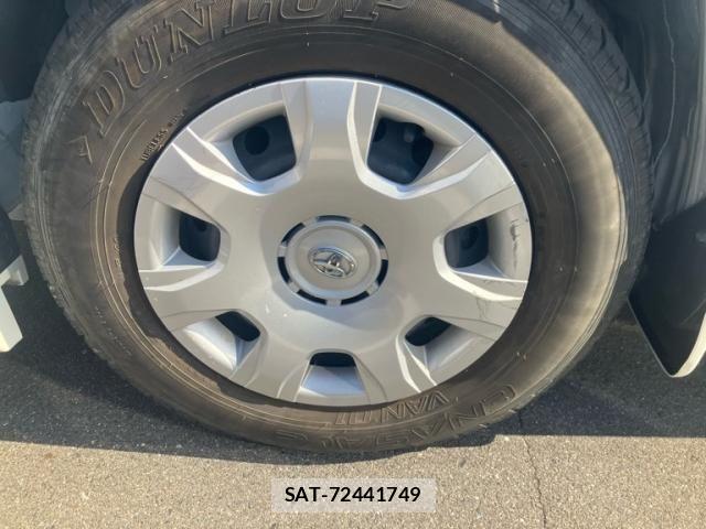 Toyota HIACE VAN 2021-06 7252626-9