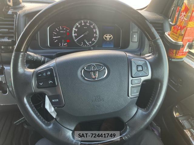 Toyota HIACE VAN 2021-06 7252626-12