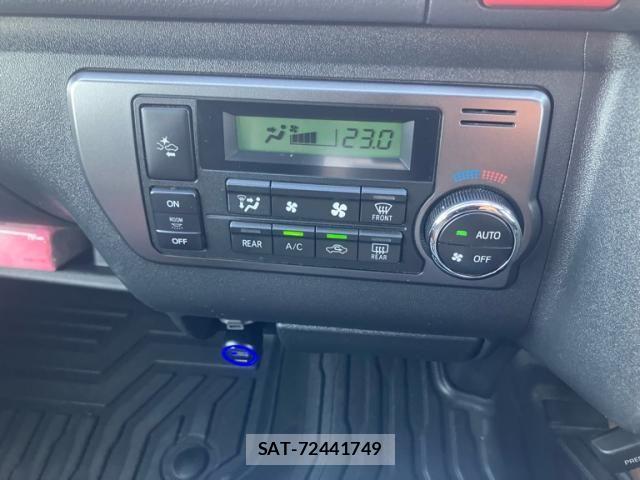 Toyota HIACE VAN 2021-06 7252626-19