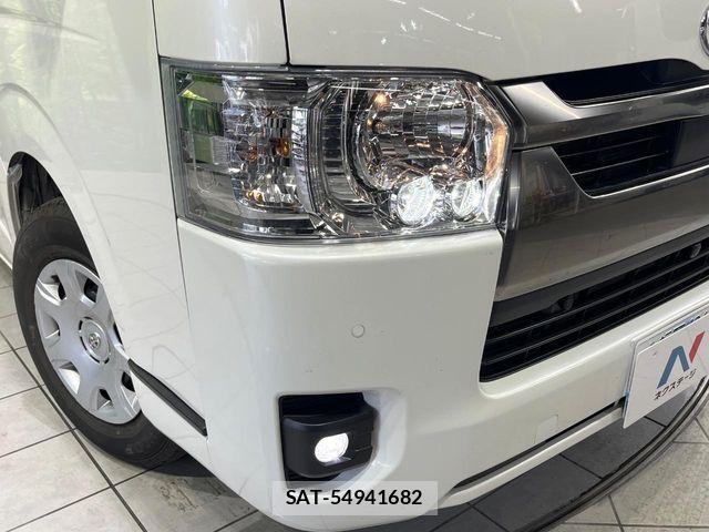 Toyota HIACE VAN 2026-01 7252607-11