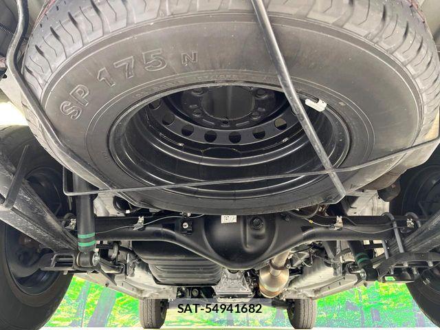 Toyota HIACE VAN 2026-01 7252607-18