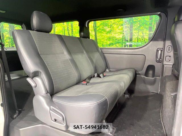 Toyota HIACE VAN 2026-01 7252607-8