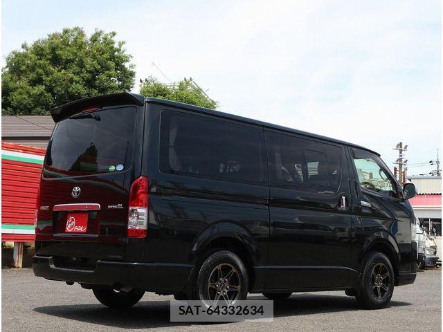 Toyota HIACE VAN 2019-08 7252627-1
