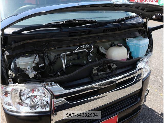 Toyota HIACE VAN 2019-08 7252627-27