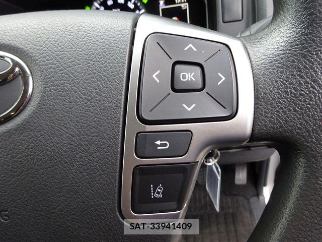 Toyota HIACE VAN 2021-03 7261878-9