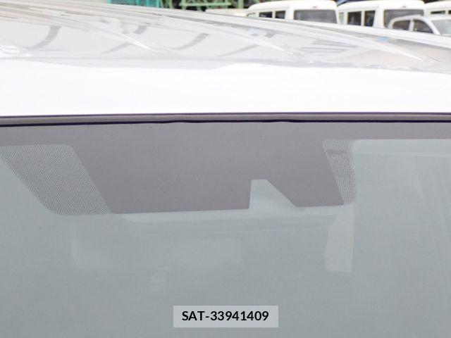 Toyota HIACE VAN 2021-03 7261878-12