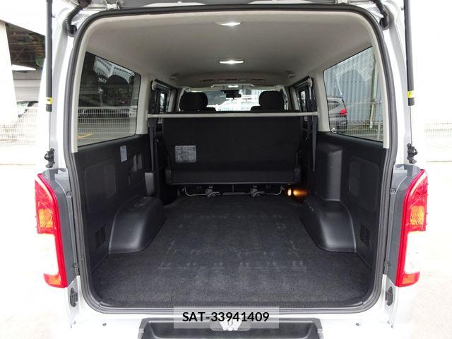 Toyota HIACE VAN 2021-03 7261878-16