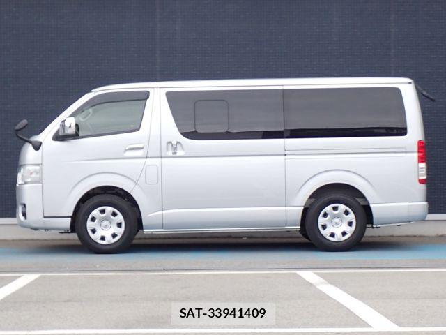 Toyota HIACE VAN 2021-03 7261878-17