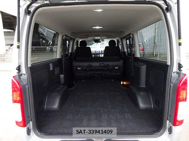 Toyota HIACE VAN 2021-03 7261878-20