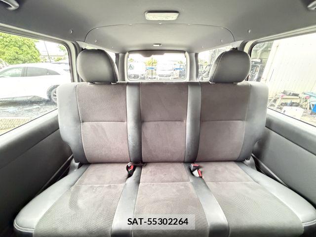 Toyota HIACE VAN 2022-01 7273176-22