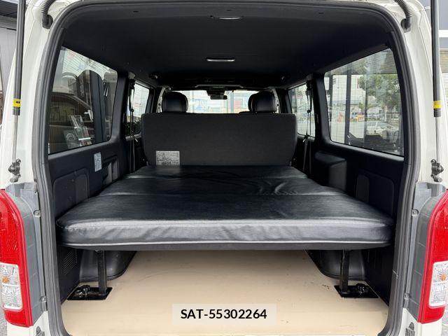Toyota HIACE VAN 2022-01 7273176-24