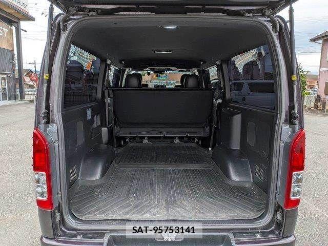 Toyota HIACE VAN 2021-04 7273171-10