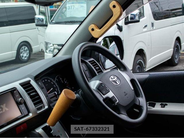 Toyota HIACE VAN 2018-01 7273169-16