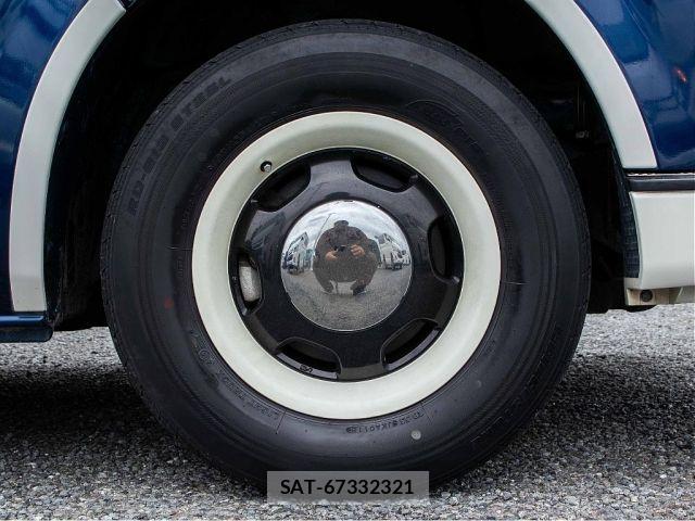 Toyota HIACE VAN 2018-01 7273169-17