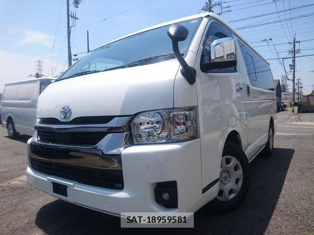 Toyota HIACE VAN 2024-04 7273174-0
