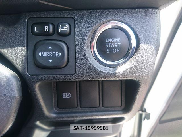 Toyota HIACE VAN 2024-04 7273174-22