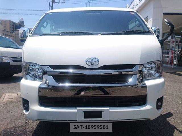 Toyota HIACE VAN 2024-04 7273174-4