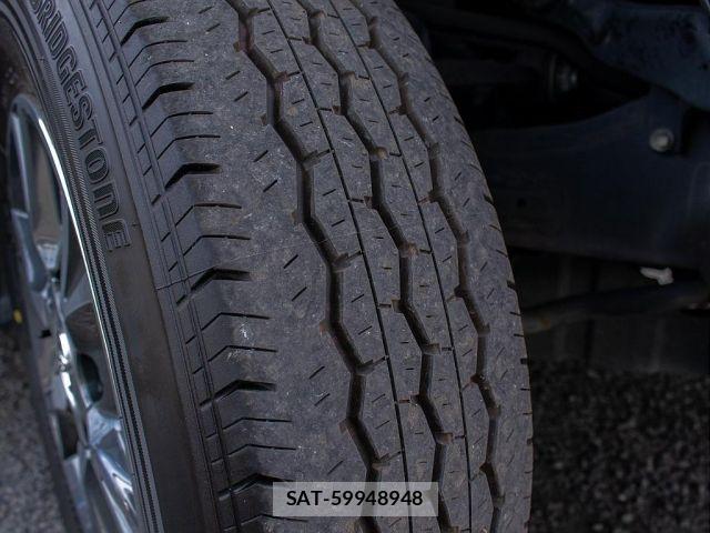 Toyota HIACE VAN 2010-01 7273172-11