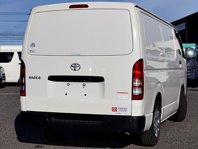Toyota HIACE VAN 2023-04 7306733-2