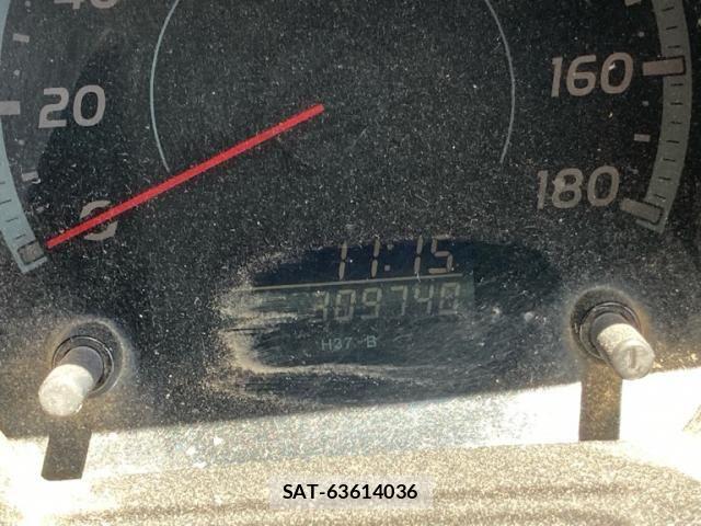 Toyota HIACE VAN 2005-03 7330748-15