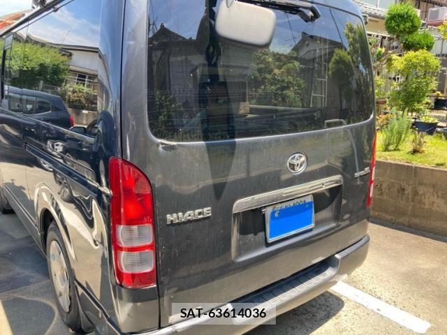 Toyota HIACE VAN 2005-03 7330748-3