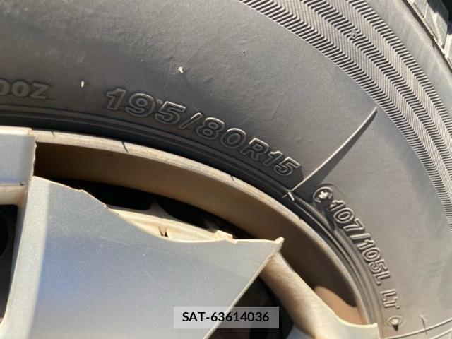Toyota HIACE VAN 2005-03 7330748-4