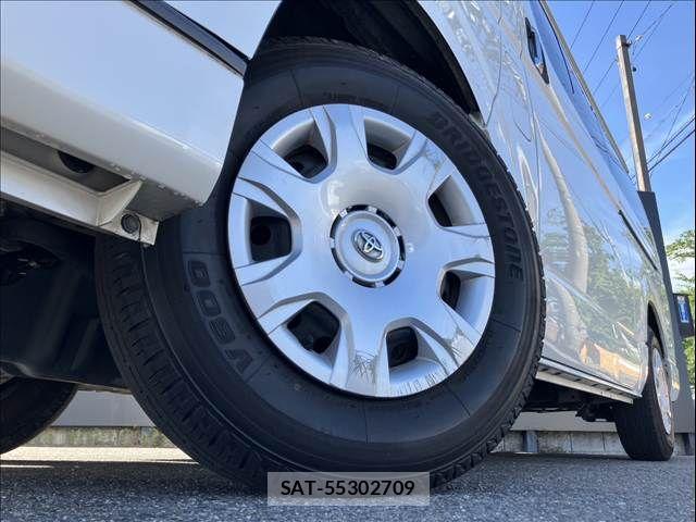 Toyota HIACE VAN 2020-11 7332716-9