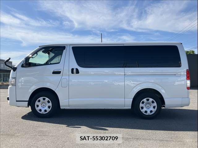 Toyota HIACE VAN 2020-11 7332716-13