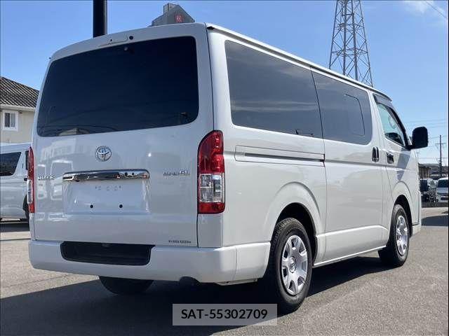 Toyota HIACE VAN 2020-11 7332716-14