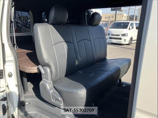 Toyota HIACE VAN 2020-11 7332716-7