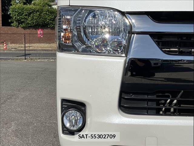 Toyota HIACE VAN 2020-11 7332716-8