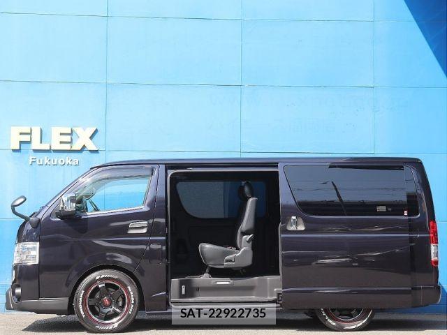 Toyota HIACE VAN 2022-01 7330702-5