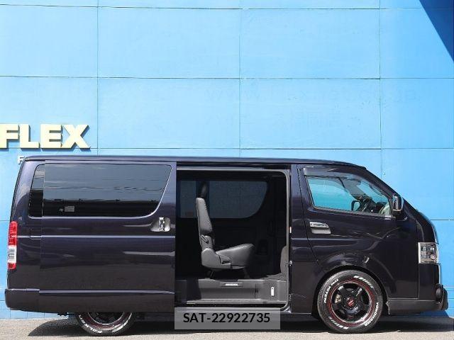 Toyota HIACE VAN 2022-01 7330702-6